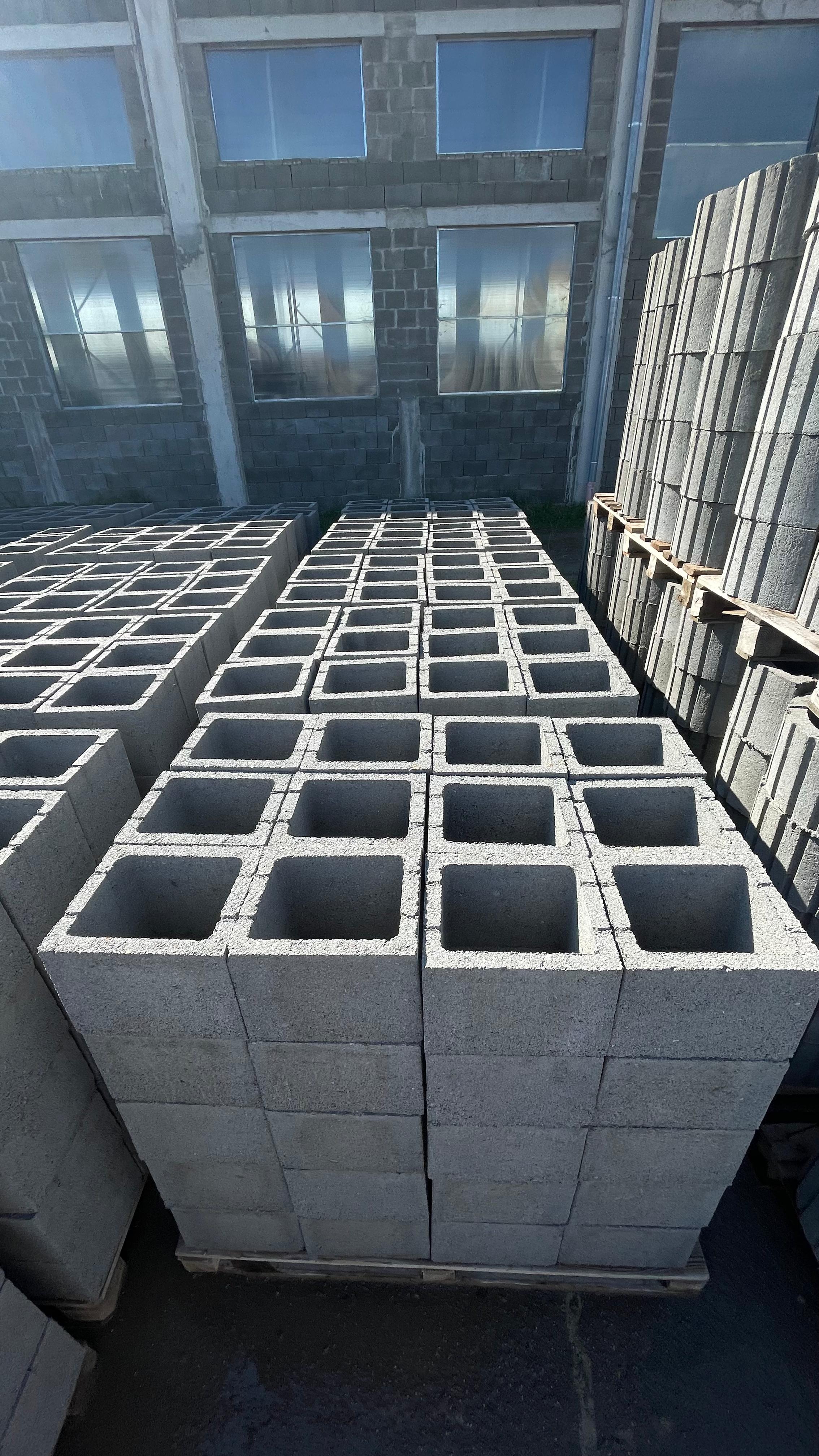 Corp Stâlp garduri construcții Mediaș — SIC Euro Arcada