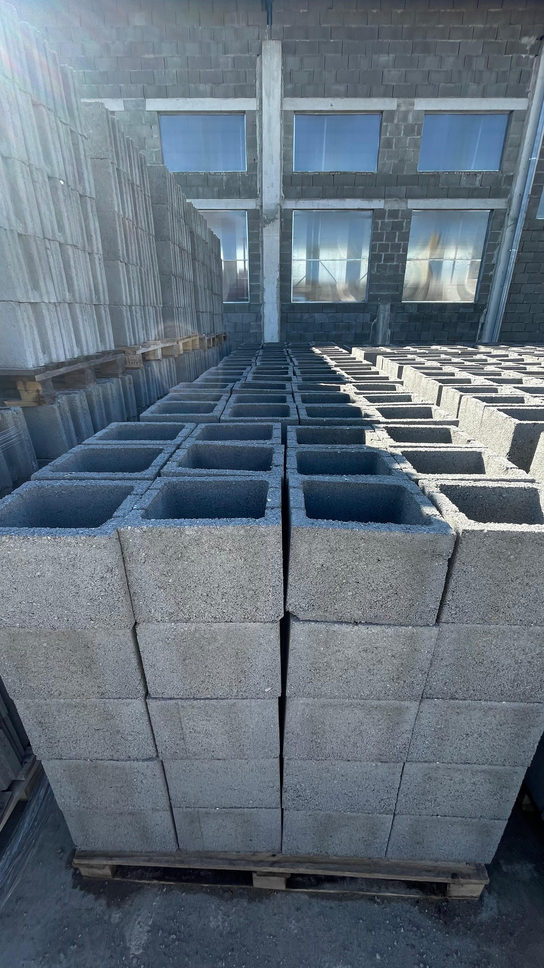 Corp Stâlp garduri construcții Mediaș — SIC Euro Arcada