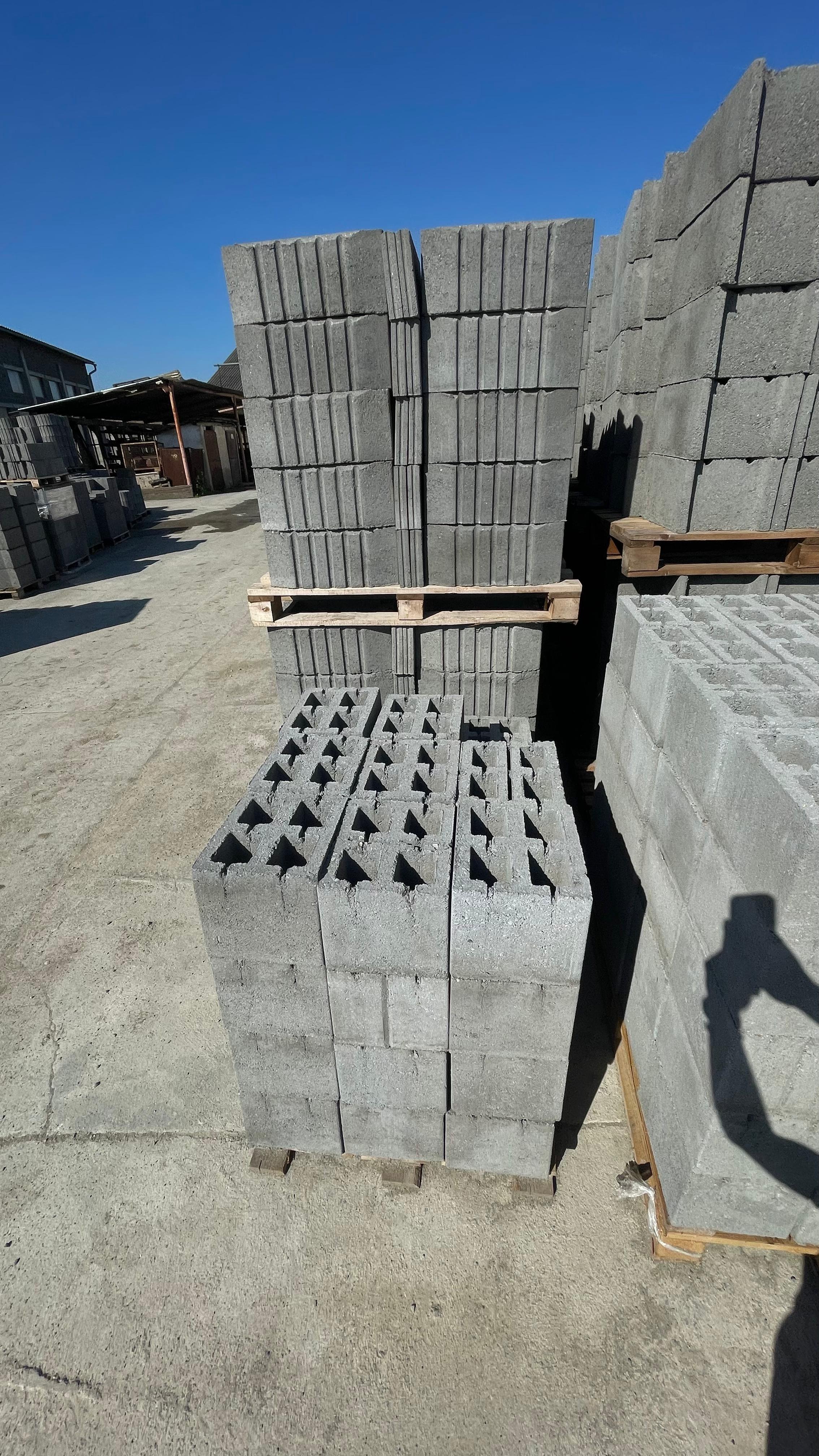 Corp Zidărie CZ 30 pereți groși Mediaș — SIC Euro Arcada