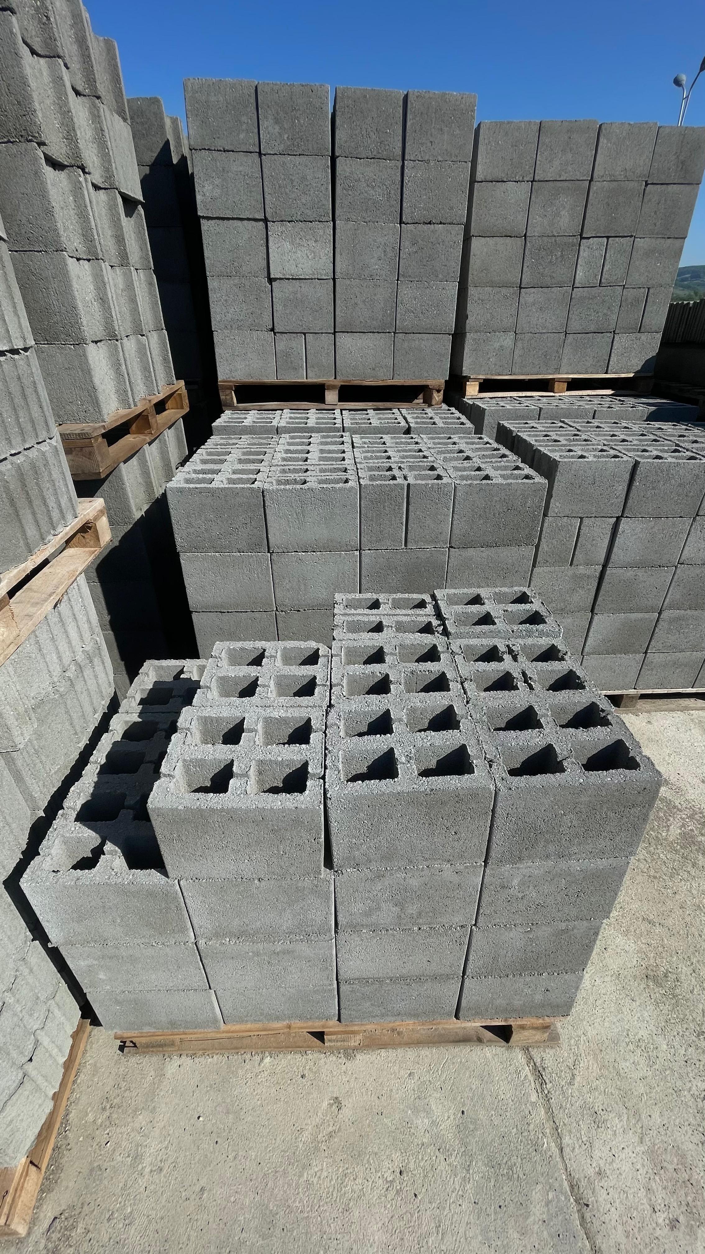 Corp Zidărie CZ 30 pereți groși Mediaș — SIC Euro Arcada