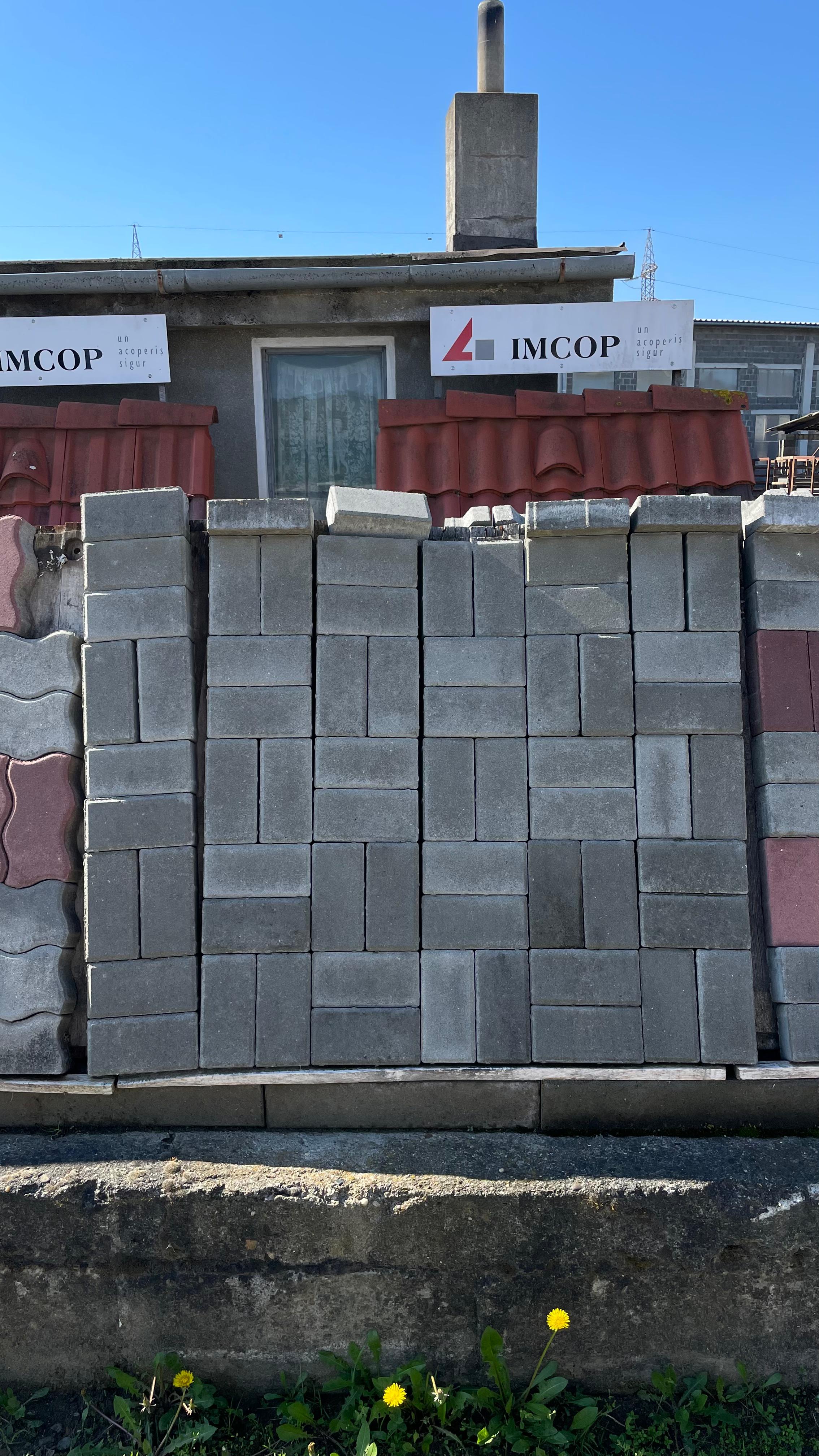 Pavaj dreptunghiular Mediaș — SIC Euro Arcada Construct