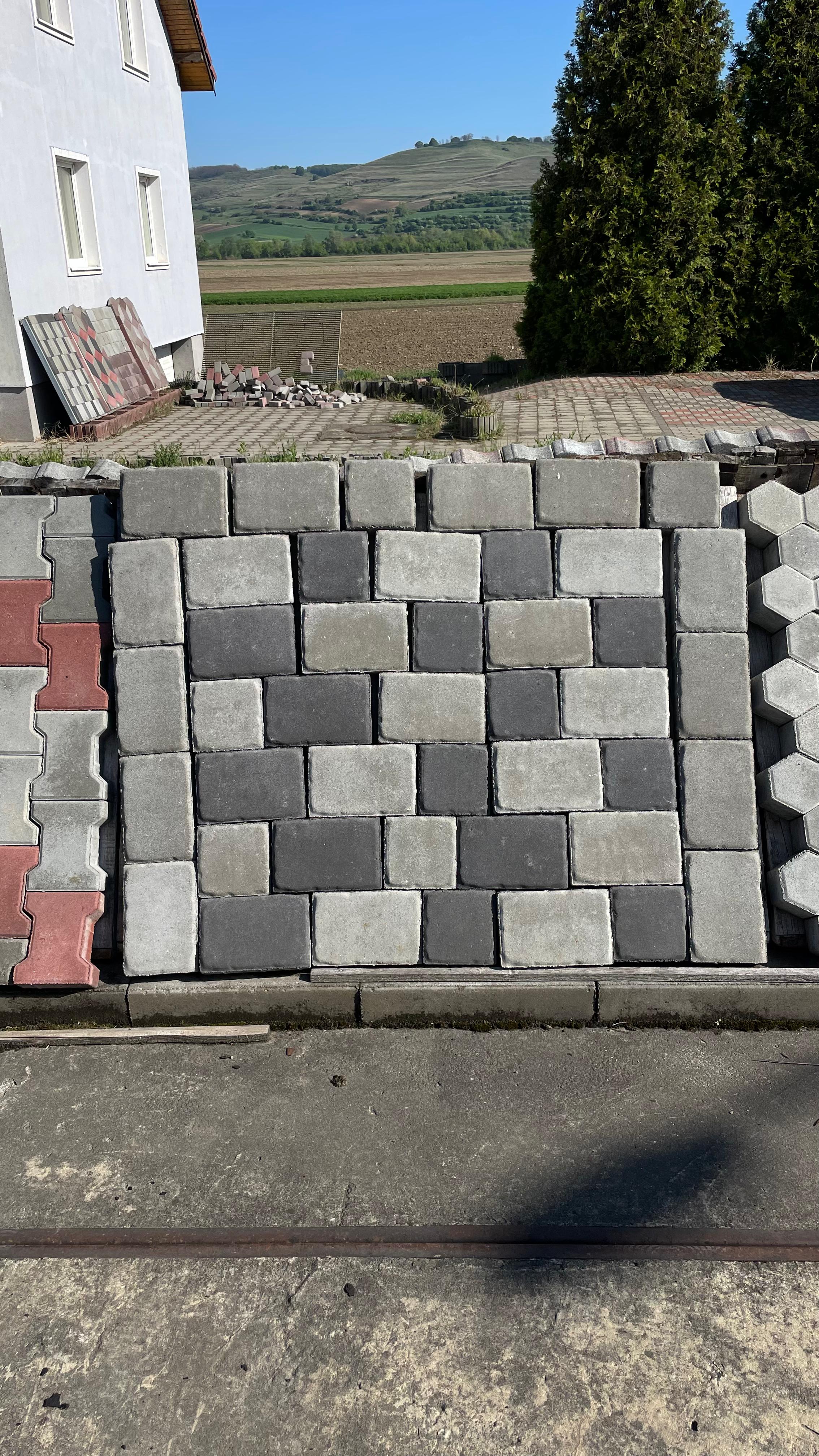 Pavaj Rustic 4 elemente vintage Mediaș — SIC Euro Arcada