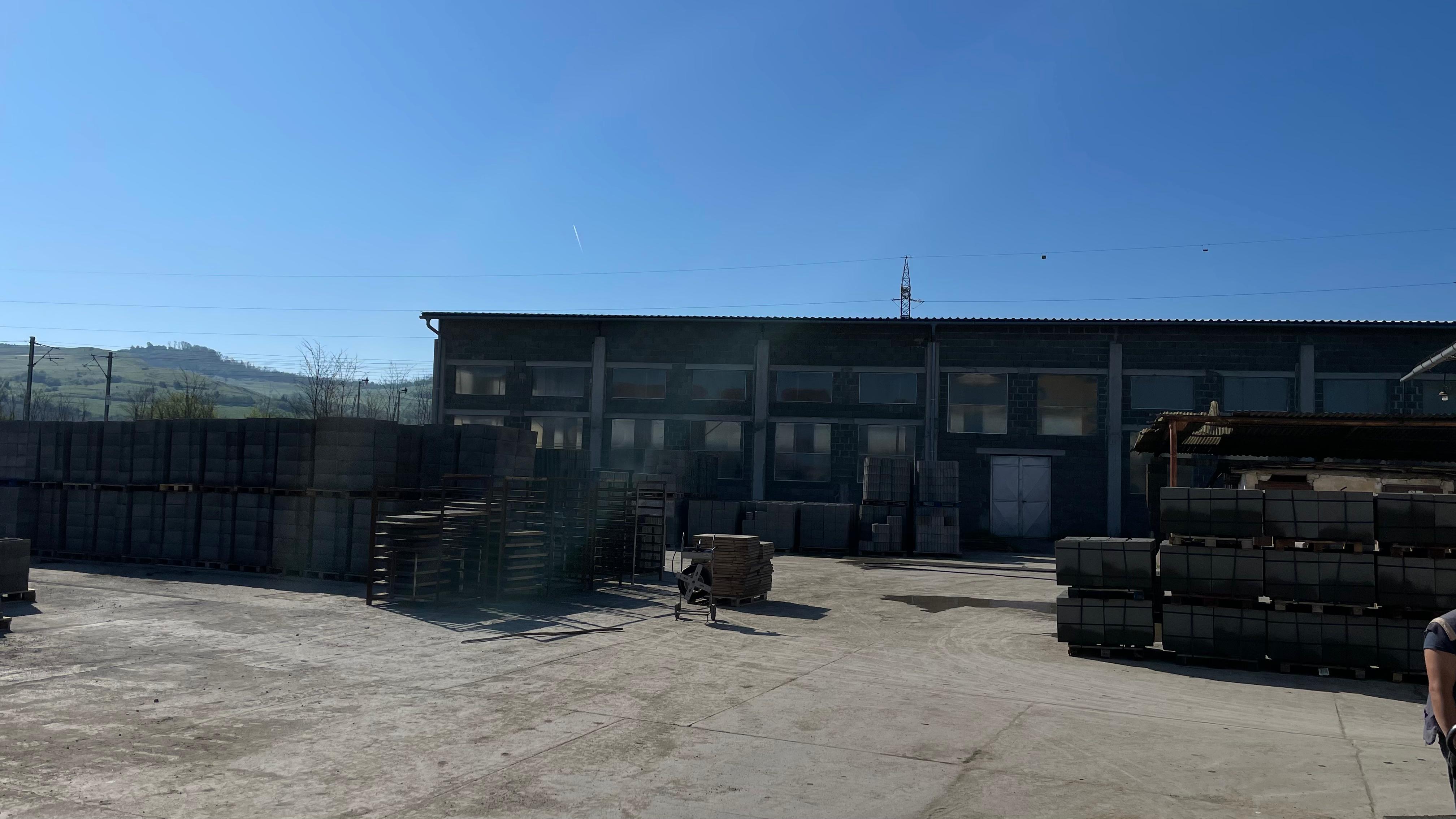 Parcare comercială pavată Mediaș