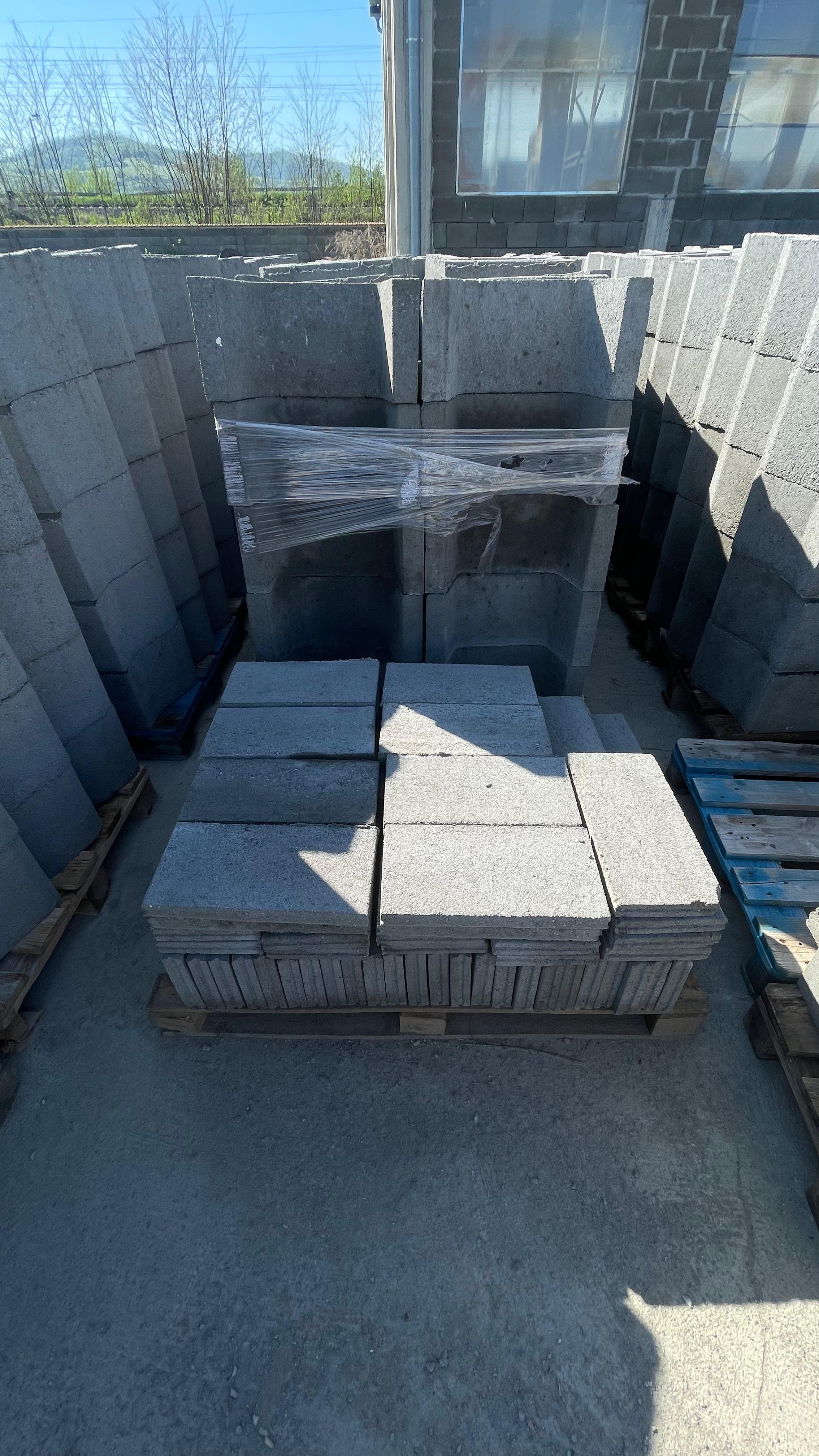 Rigla bordurare decorativă grădini alei Mediaș — SIC Euro Arcada